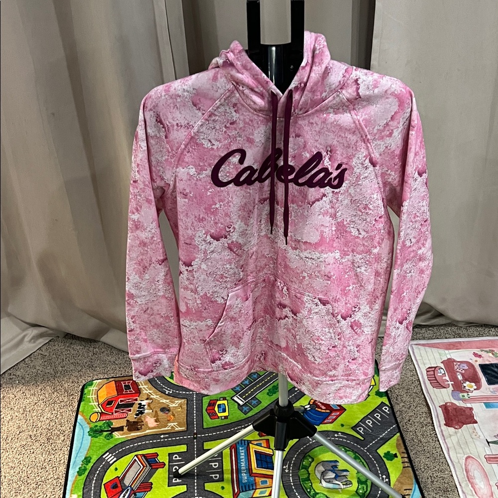 Cabela's Marbled Pink and White Sweatshirt